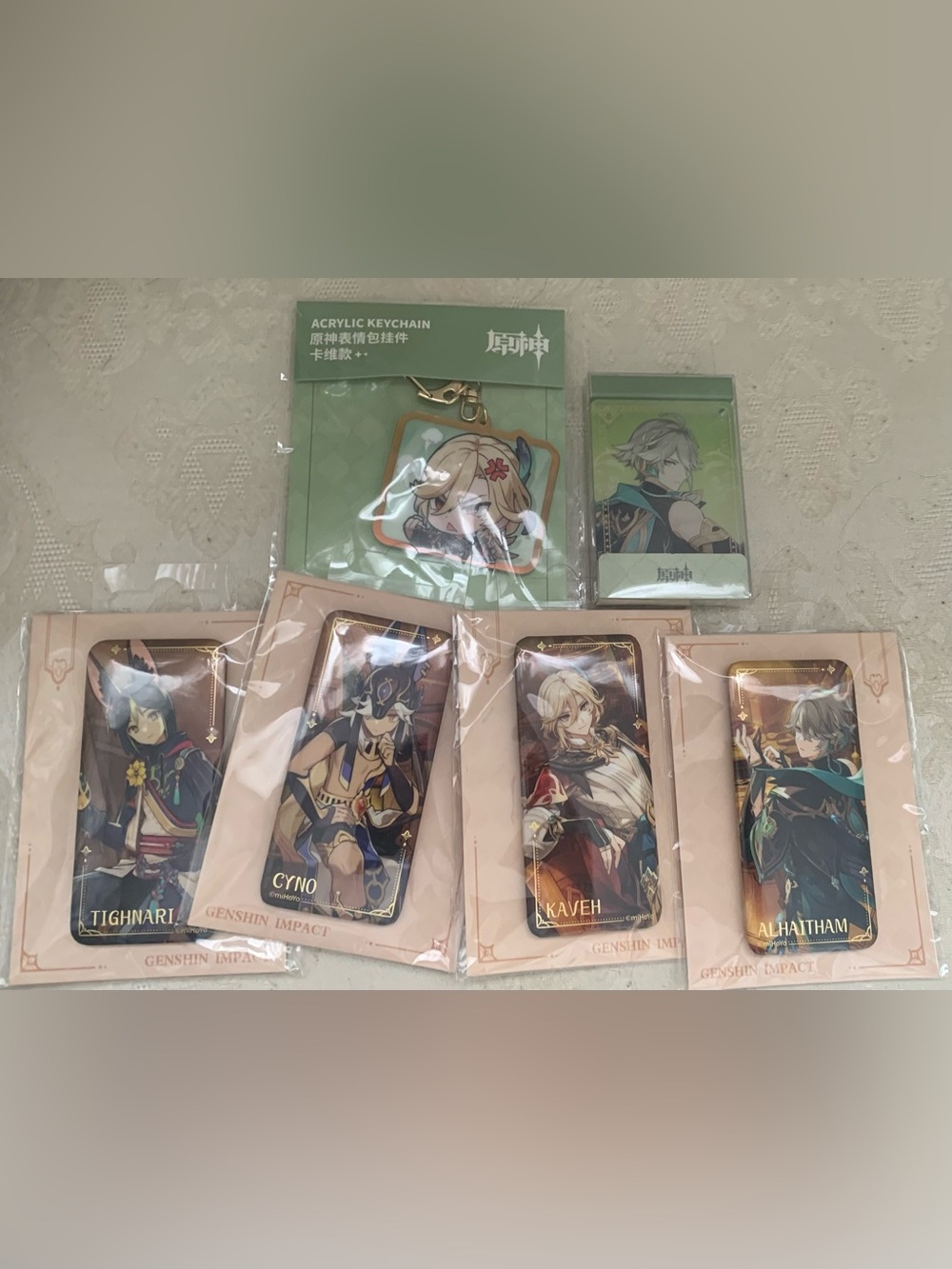 Official Genshin Impact keychain and badges Sumeru Kaveh Alhaitham Cyno Tighnari